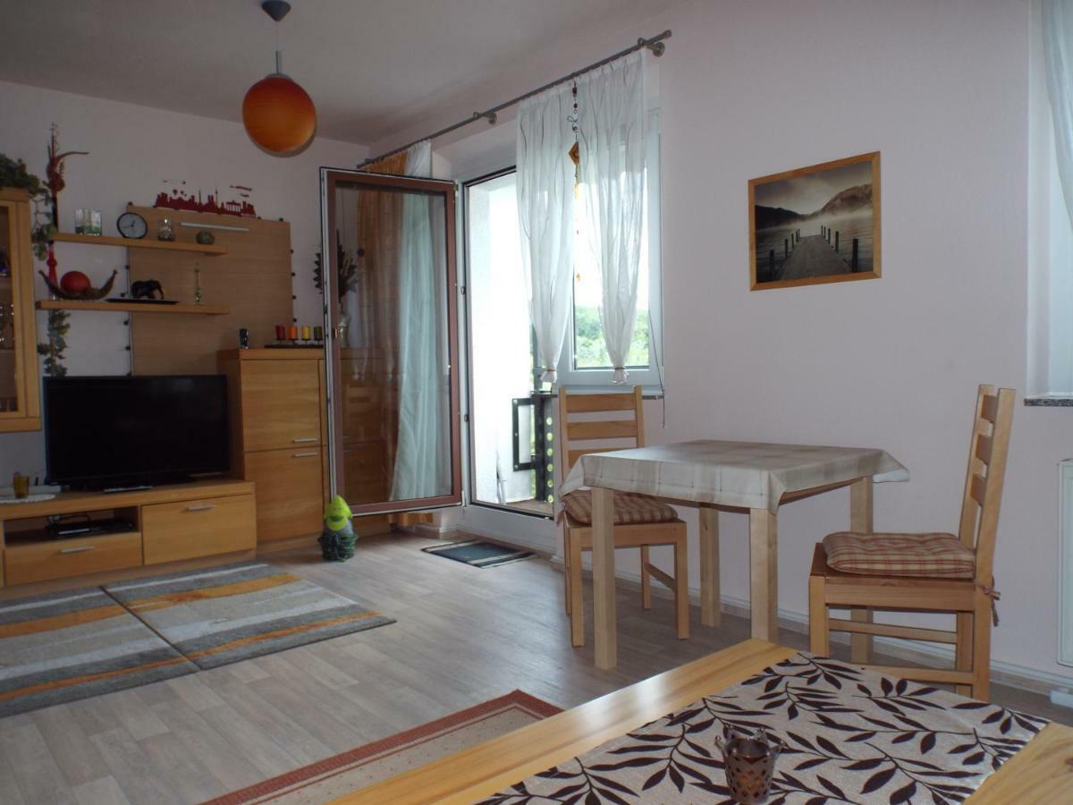 2-Zimmer-Ferienwohnung "Garten Der Welt" Berlin Zewnętrze zdjęcie